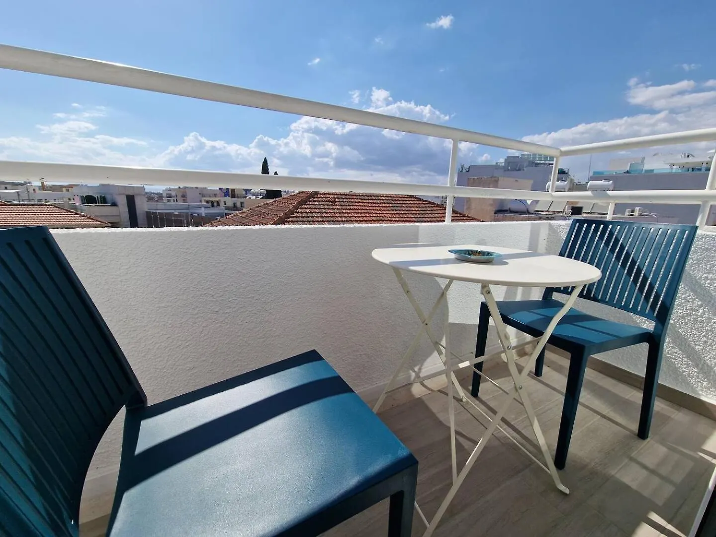 Apartment Kitieos Central Apts 100M From Finikoudes Beach Larnaca